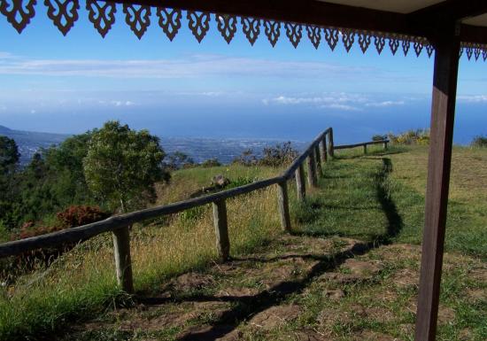 La pergola du gîte Emile sur le Dimitile (Île de la Réunion)